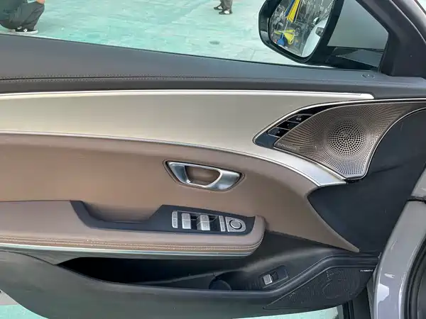 BYD Han 2025