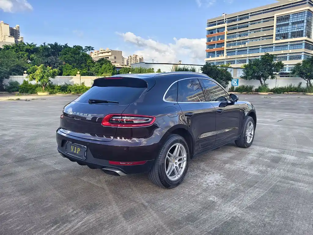 Porsche Macan 2015