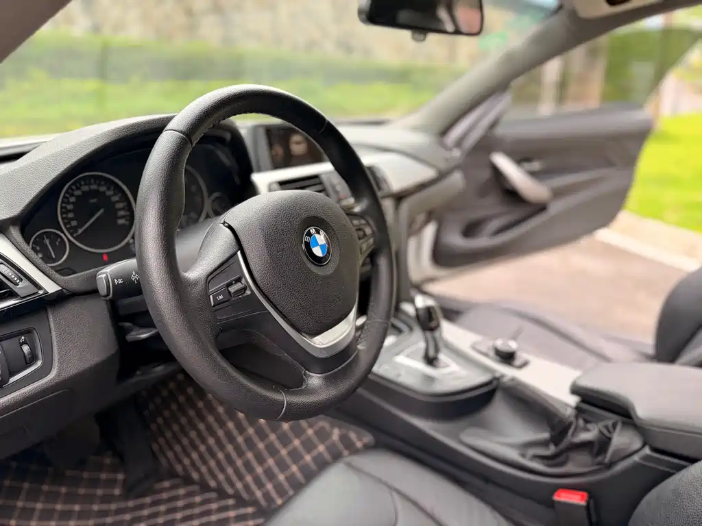 BMW 4 Series 2015 — фото 16
