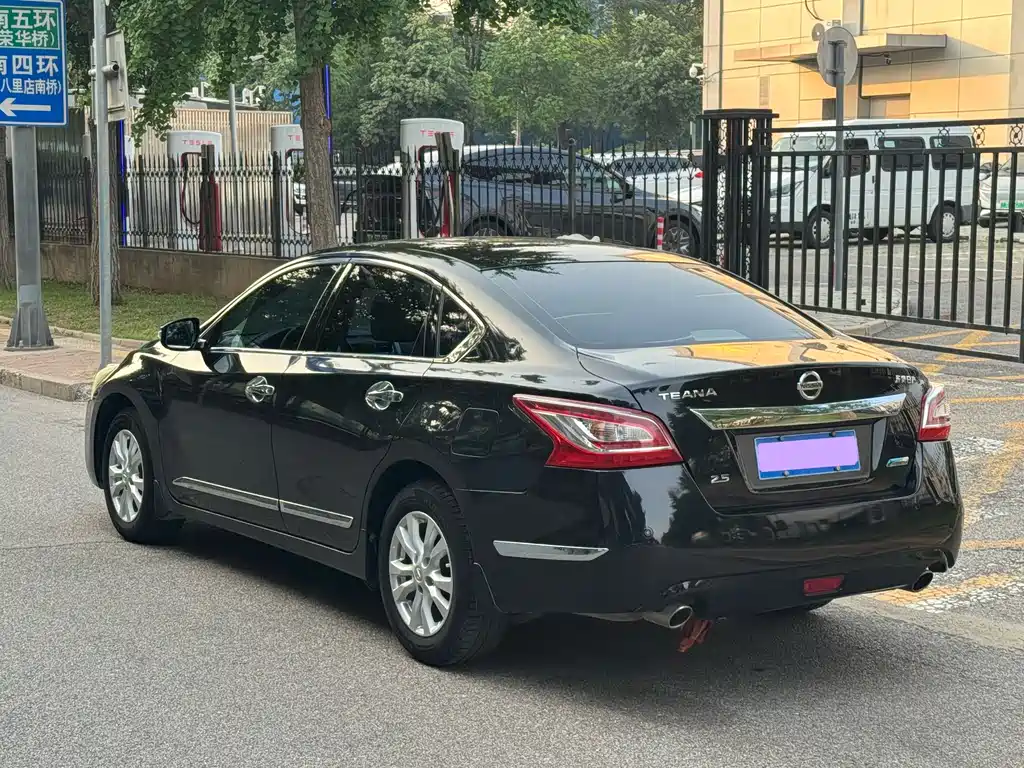 Nissan Teana 2014