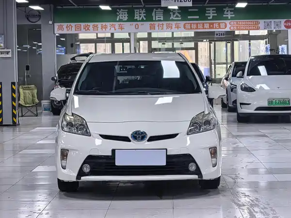 Toyota Prius 2012