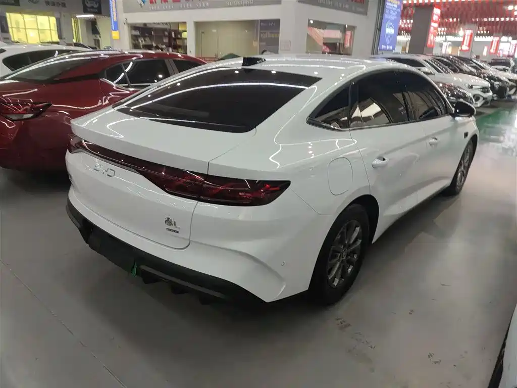 BYD Qin L 2025 — фото 7