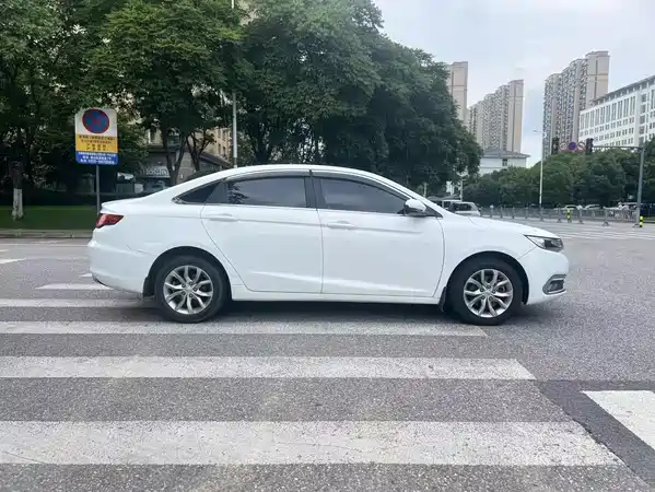 Geely Emgrand GL 2017