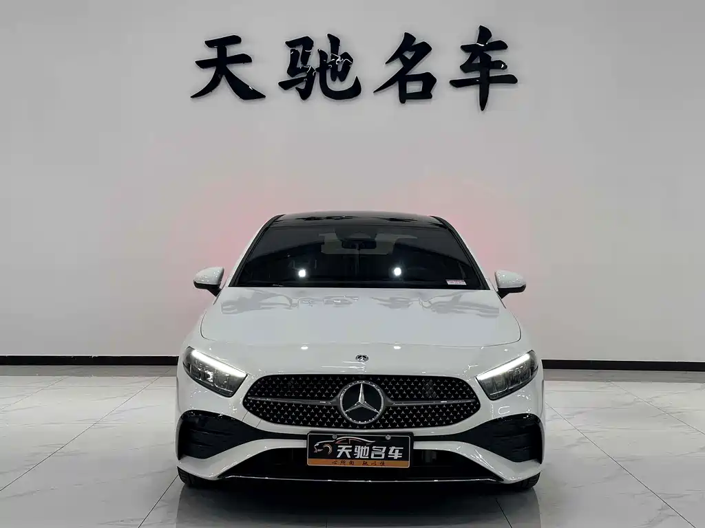 Mercedes-Benz A-Class 2024 — фото 2