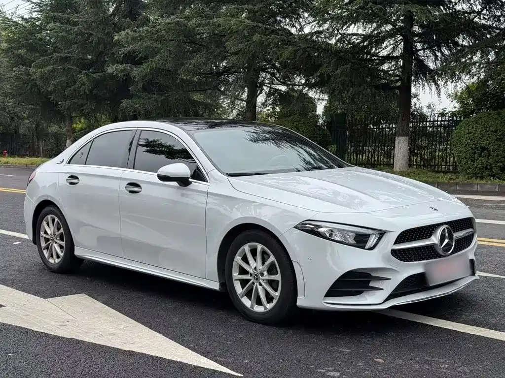 Mercedes-Benz A-Class 2021 — фото 8