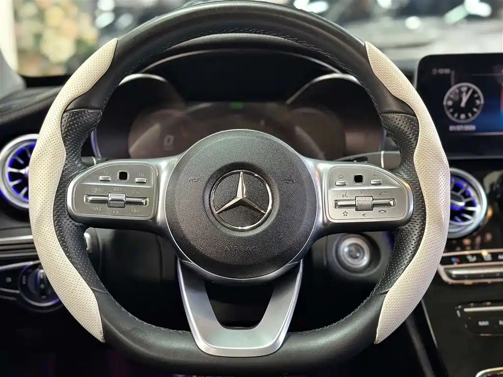 Mercedes-Benz C-Class 2021 — фото 16