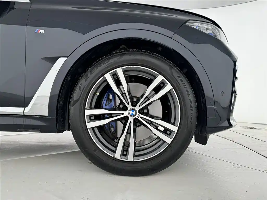 BMW X7 2020 — фото 25