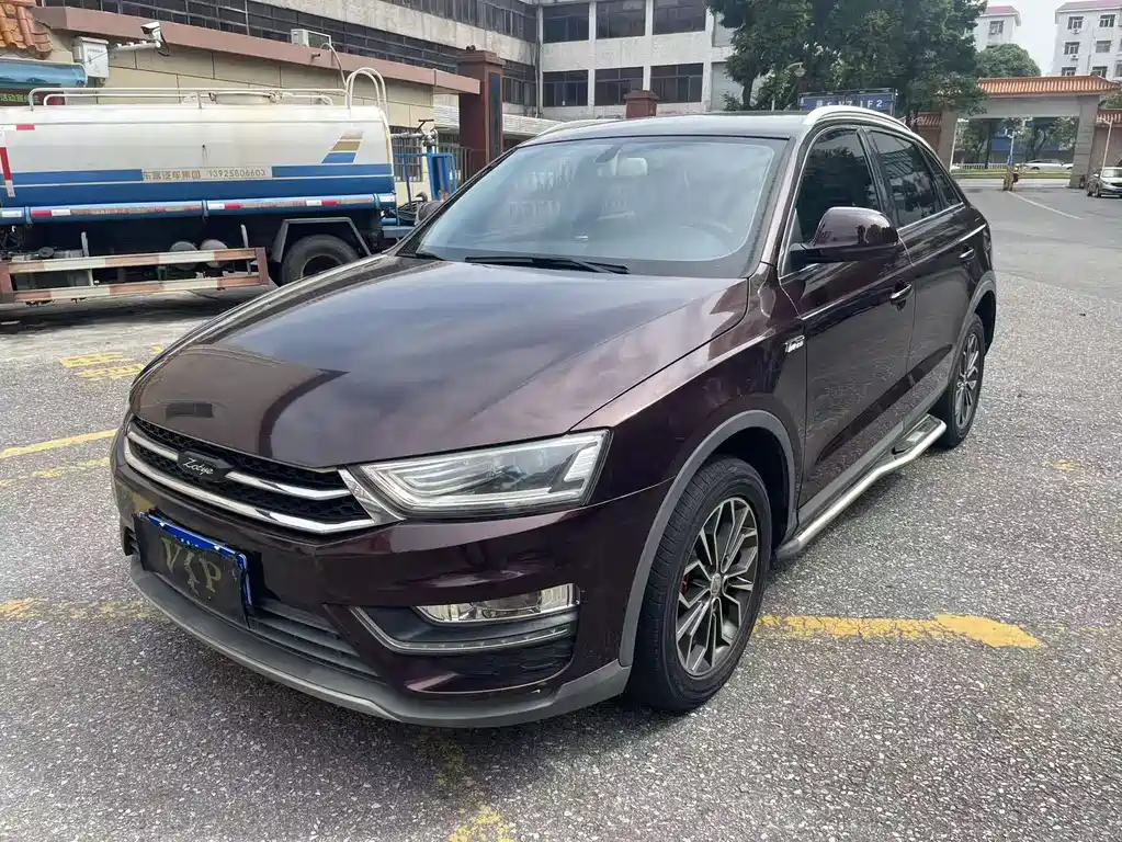 Zotye SR7 2018 — фото 1