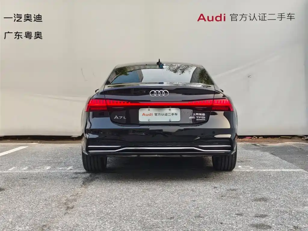 Audi A7L 2025 — фото 4