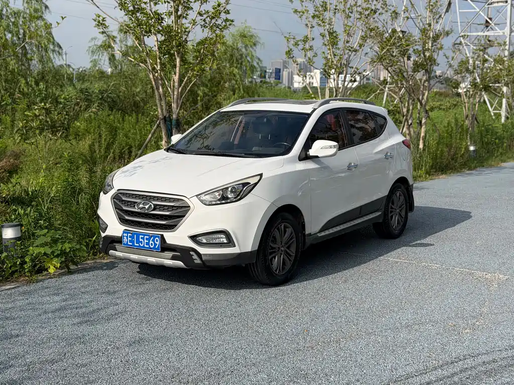 Hyundai ix35 2015 — фото 1