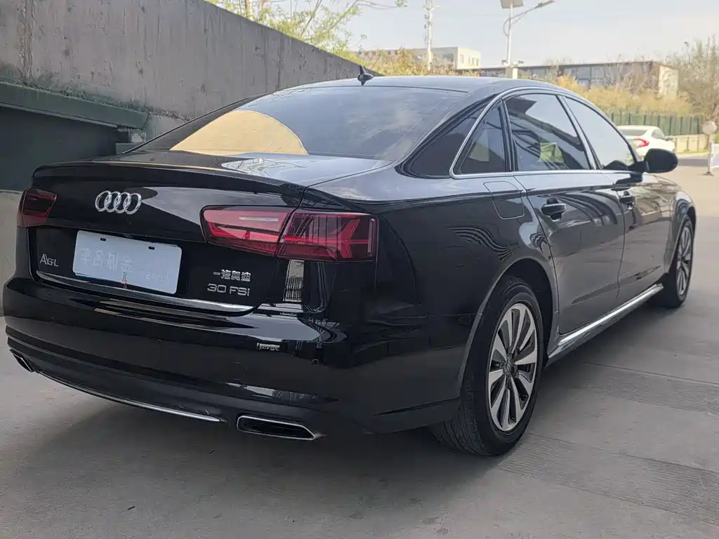 Audi A6L 2017 — фото 16