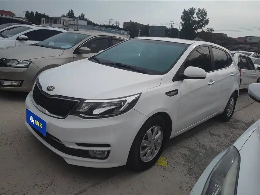 Kia K2 2015