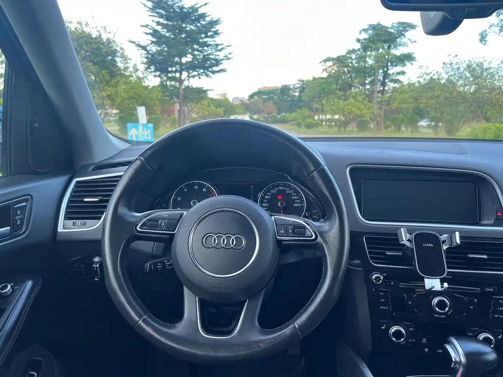 Audi Q5 2018 — фото 10