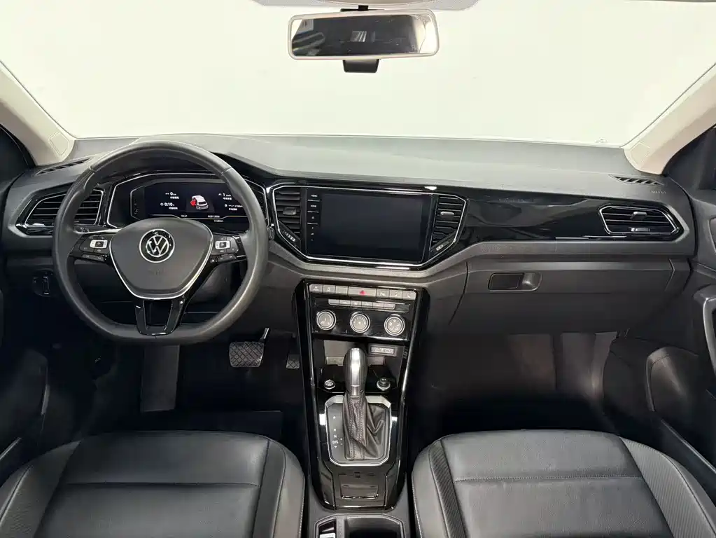 Volkswagen T-Roc 2022 — фото 11