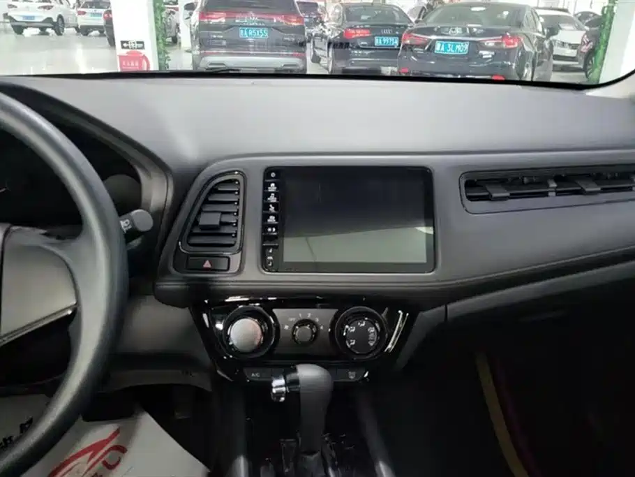 Honda Vezel 2021 — фото 13