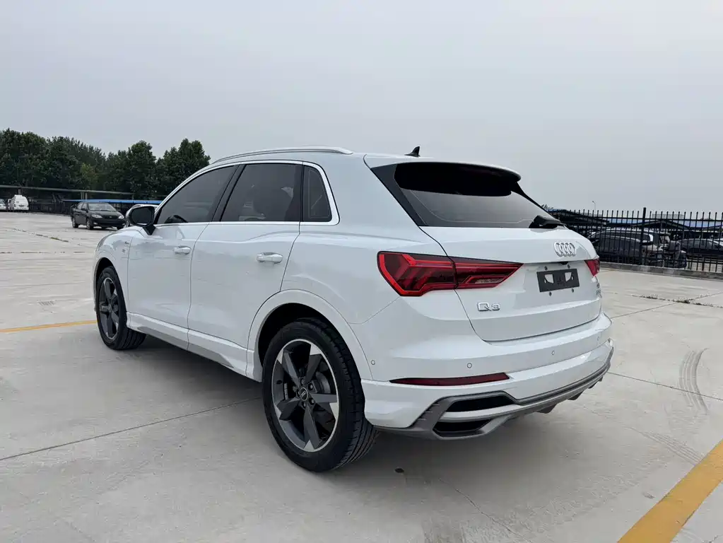 Audi Q3 2022