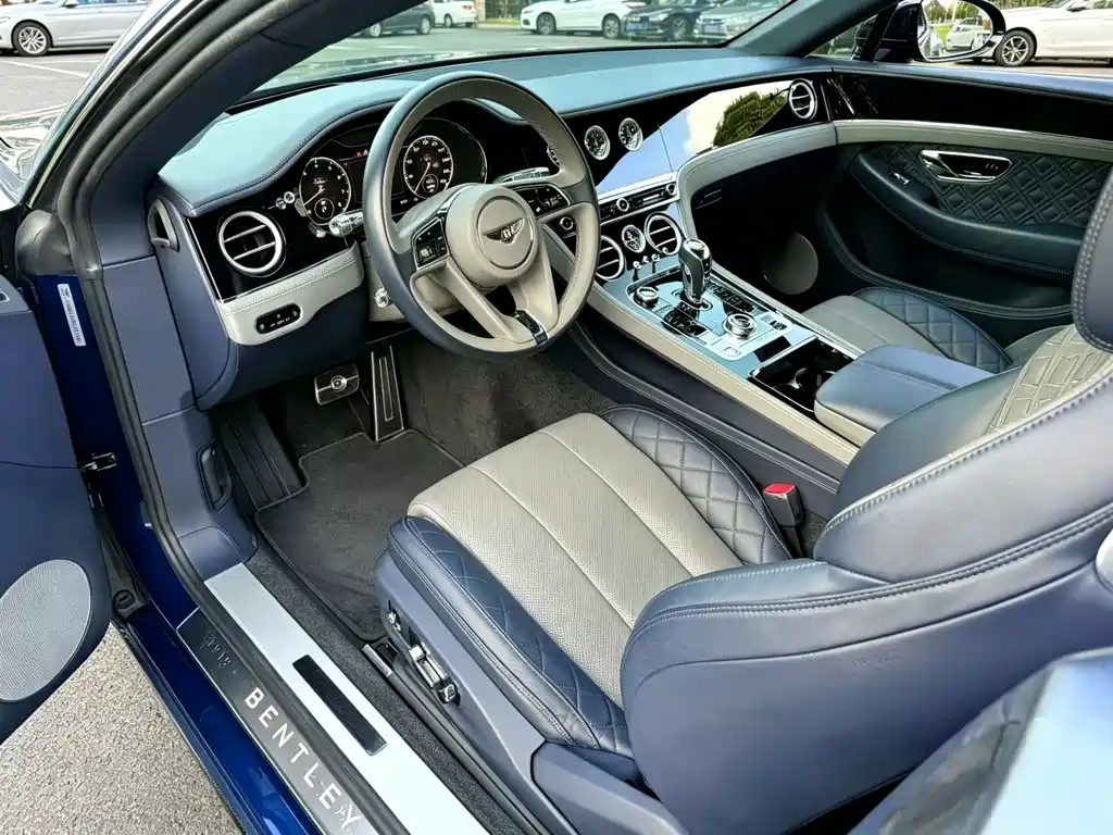 Bentley Continental 2020