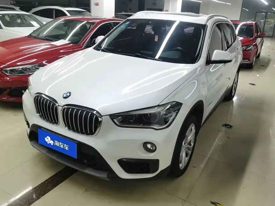BMW X1 2016 — фото 1
