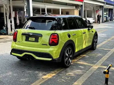MINI MINI 2022