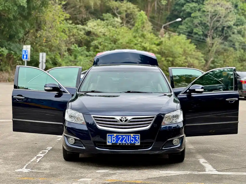 Toyota Camry 2008 — фото 6