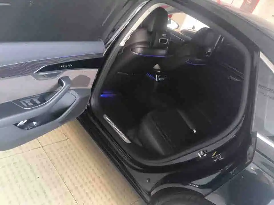 Audi A8 2021