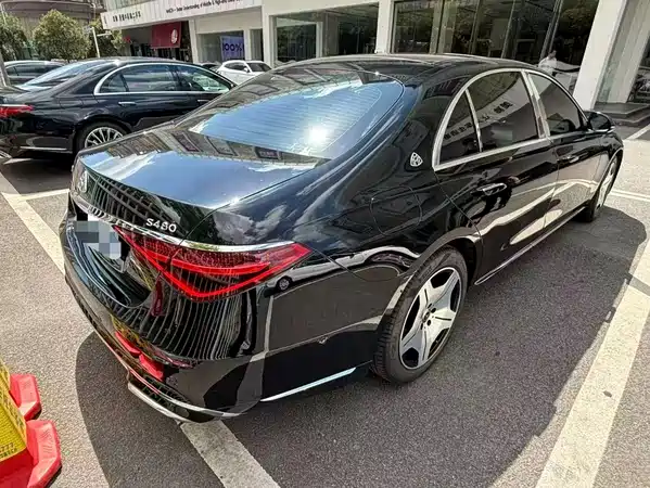 Mercedes-Benz S-Class 2022