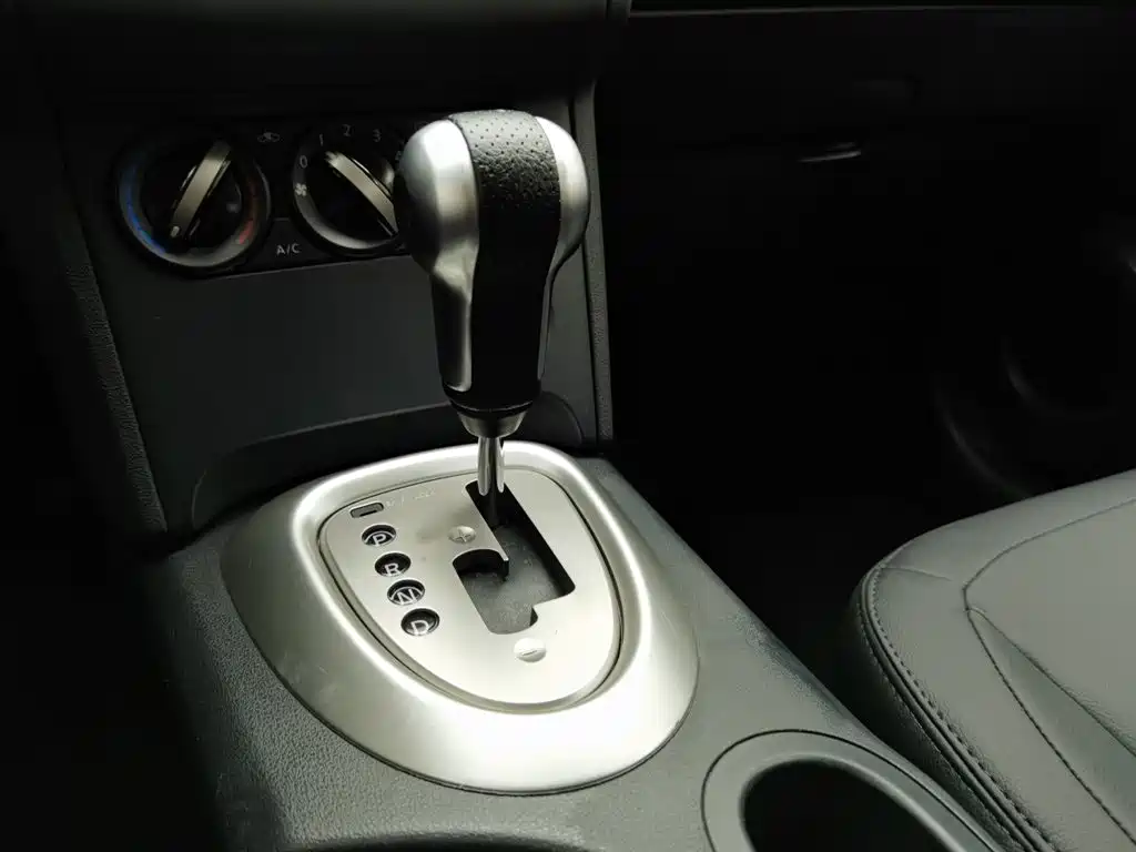 Nissan Qashqai 2013 — фото 13