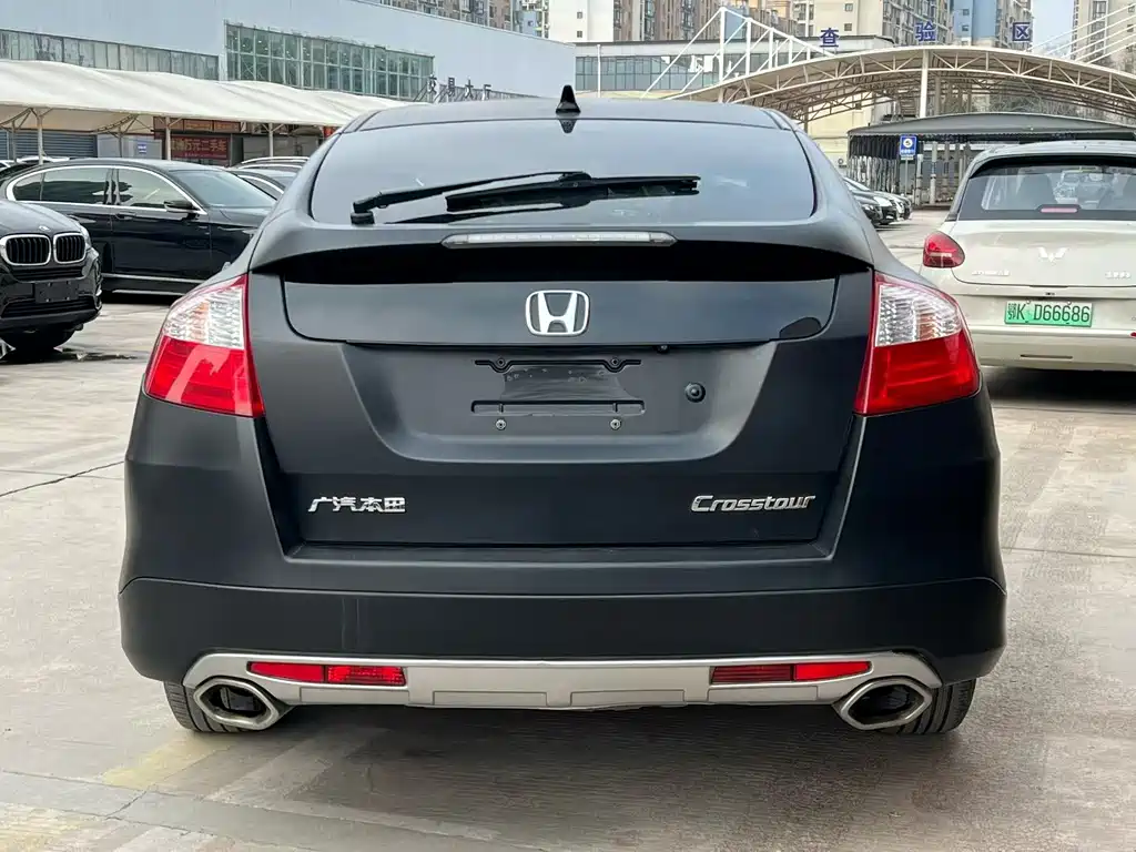 Honda Crosstour 2015 — фото 8