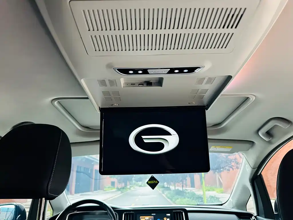 GAC Trumpchi M8 2022 — фото 18