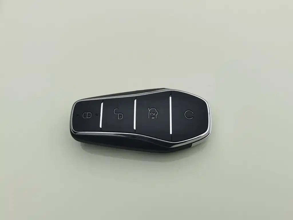 BYD Dolphin 2025 — фото 19