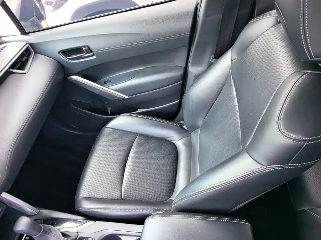 Toyota Corolla Cross 2024 — фото 11