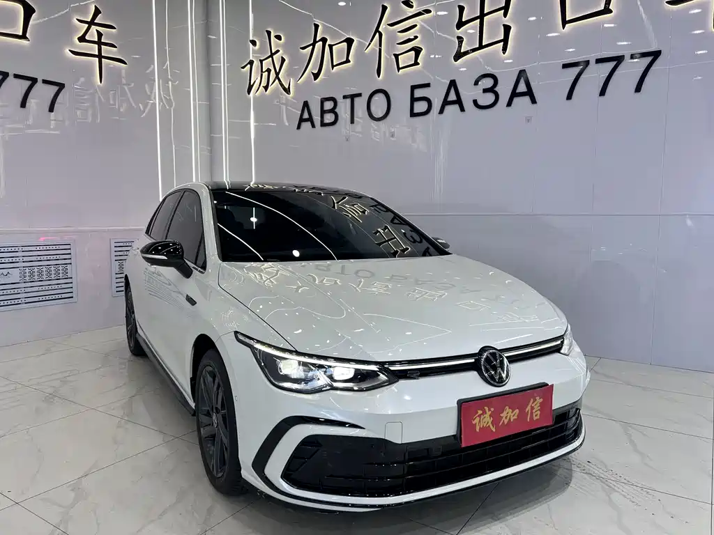 Volkswagen Golf 2023
