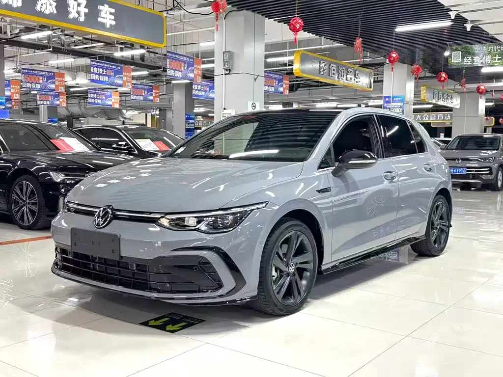 Volkswagen Golf 2023