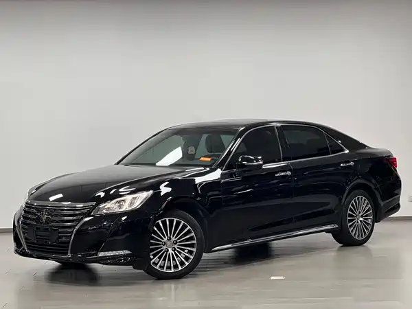 Toyota Crown 2018