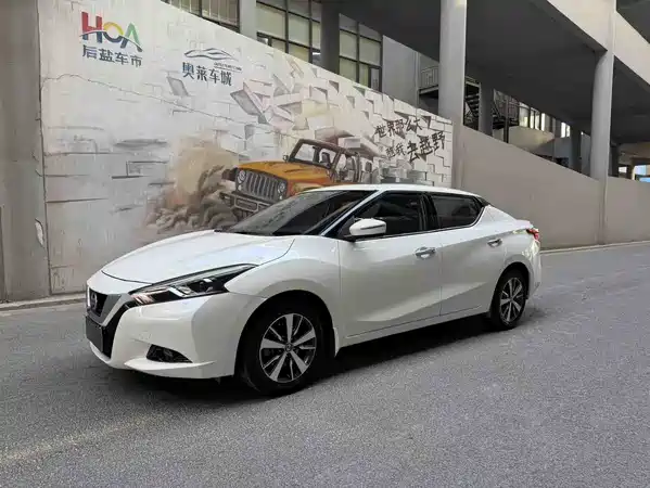 Nissan Bluebird 2020