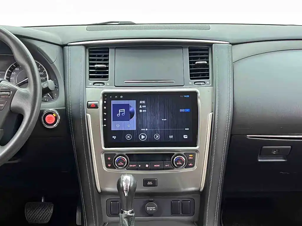 Nissan Patrol 2018 — фото 17