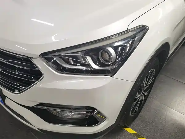 Hyundai Santa Fe 2017