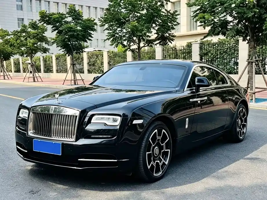 Rolls-Royce Phantom 2020 — фото 1