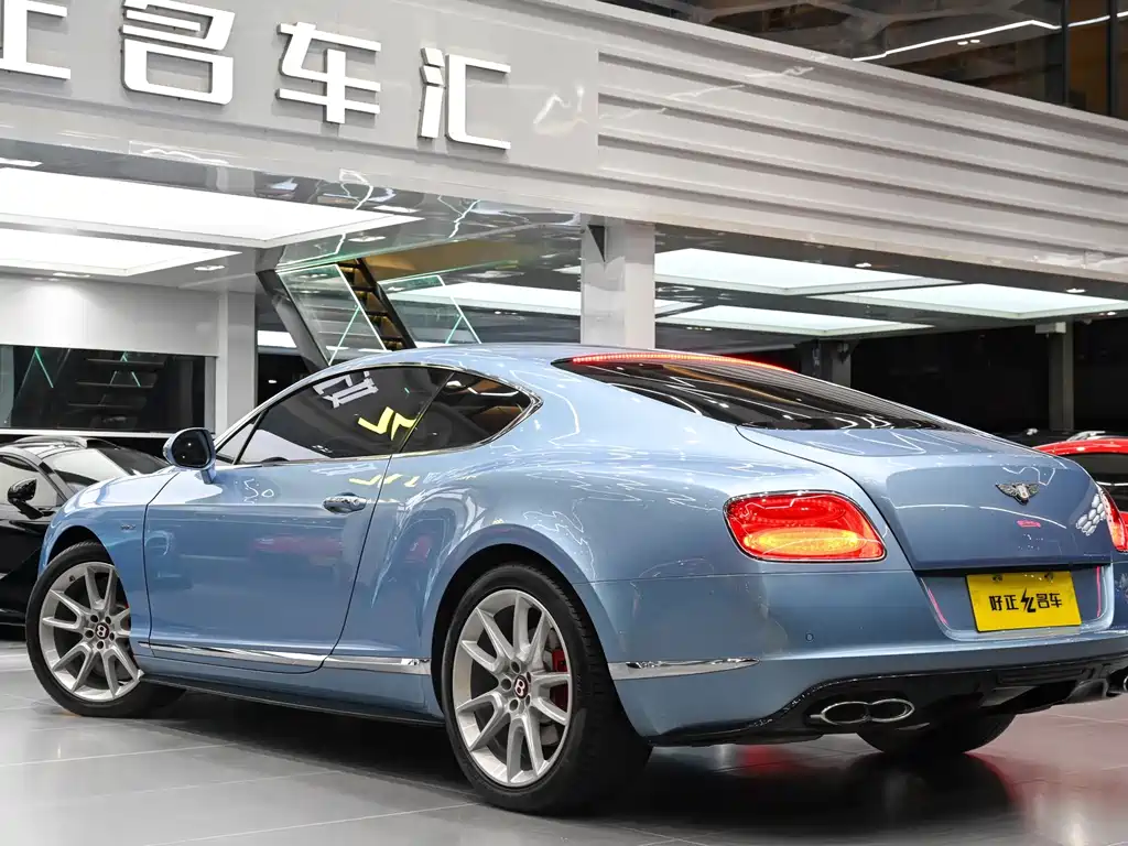 Bentley Continental 2015 — фото 8