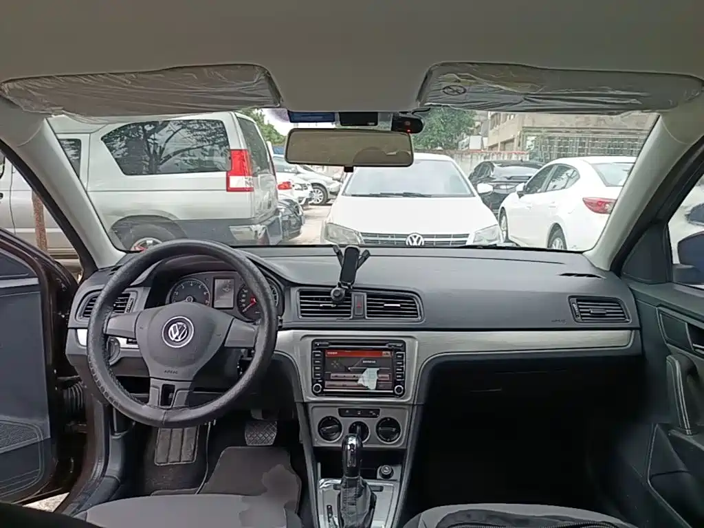 Volkswagen Gran Lavida 2015 — фото 10