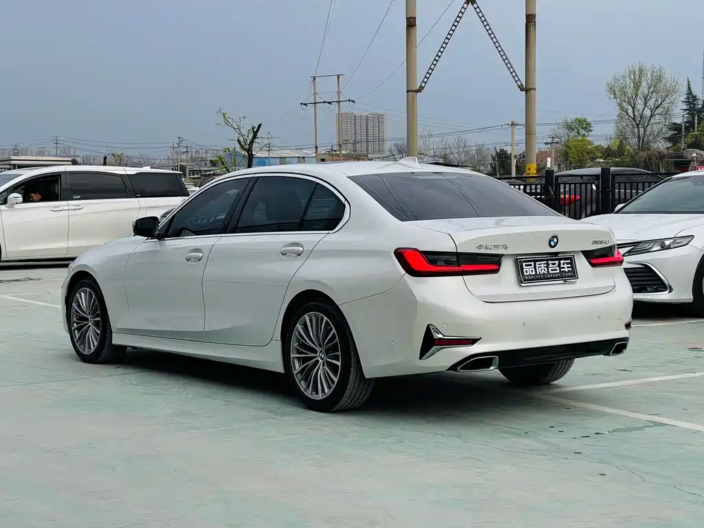 BMW 3 Series 2020 — фото 19