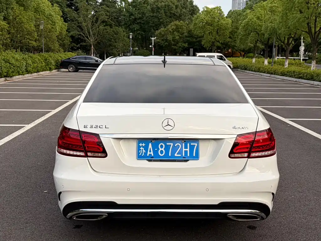 Mercedes-Benz E-Class 2015 — фото 12