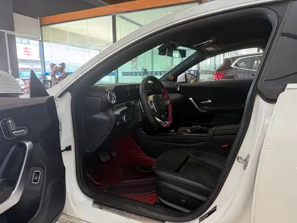 Mercedes-Benz CLA 2021