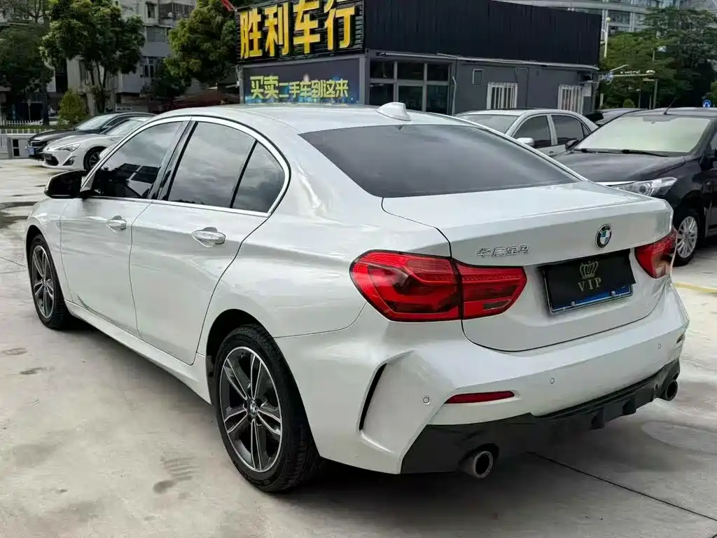 BMW 1 Series 2023