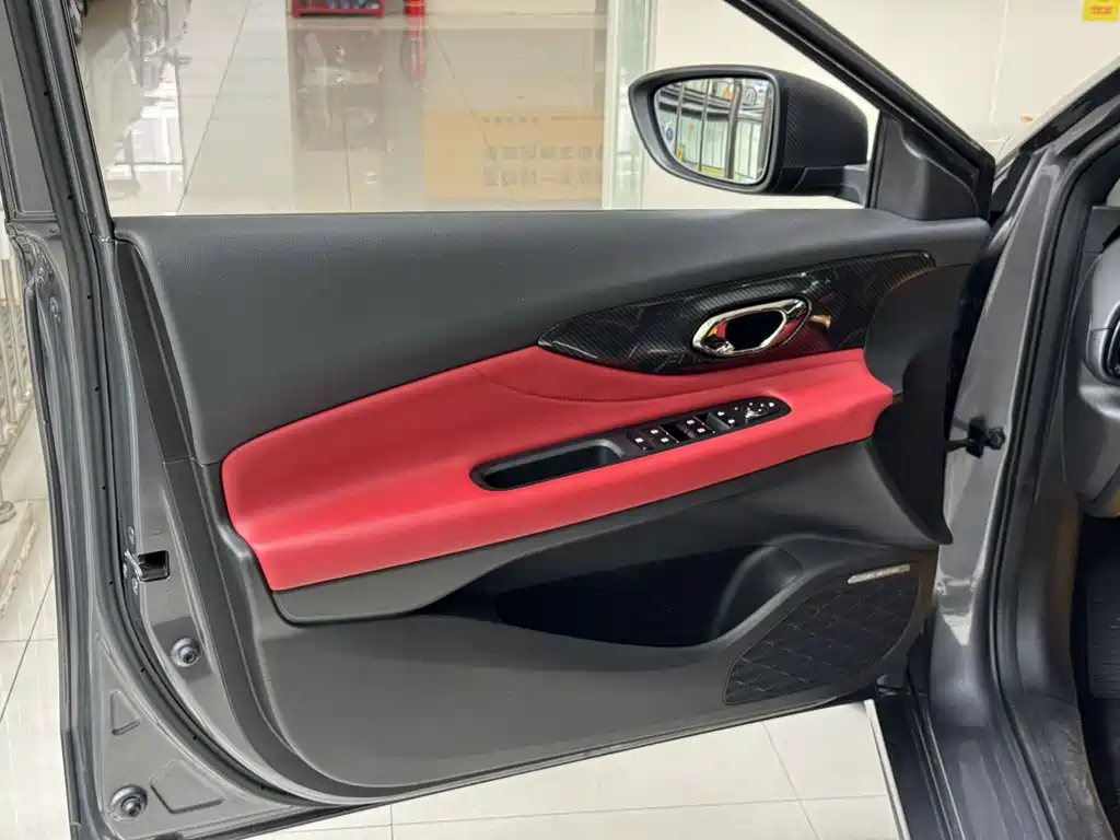 GAC Motor Shadow Leopard 2022 — фото 17