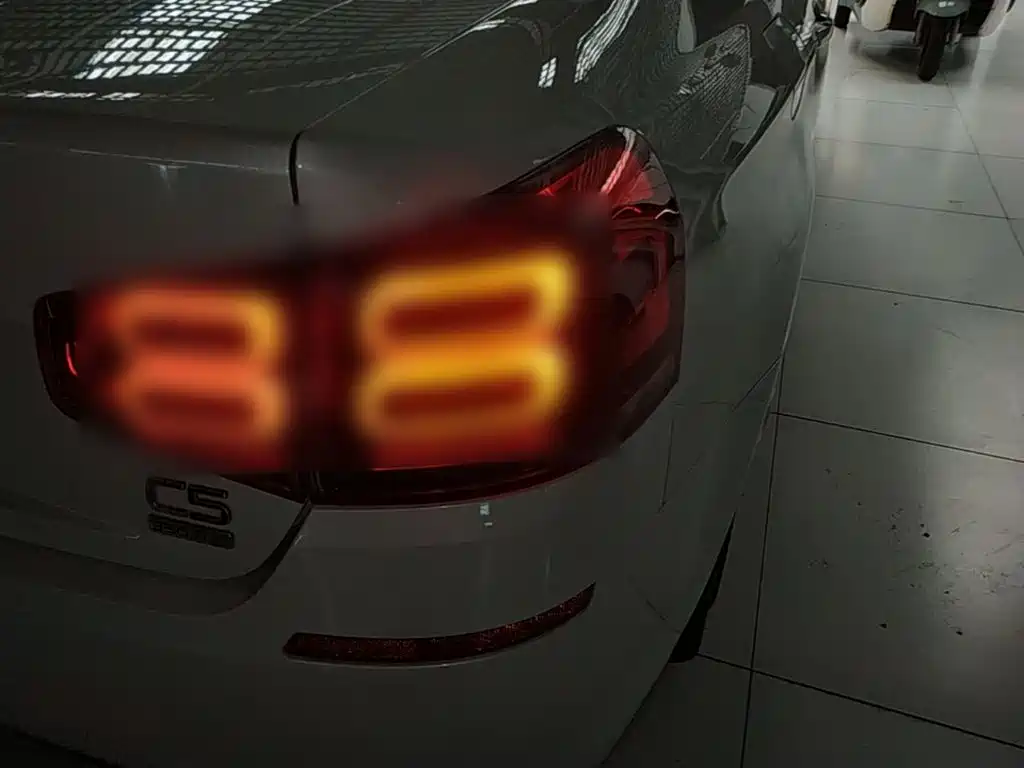 Citroën C5 2018 — фото 8