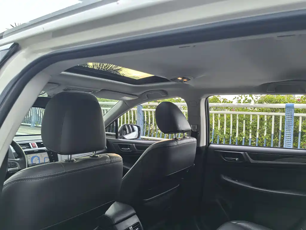 Subaru Outback 2015 — фото 24