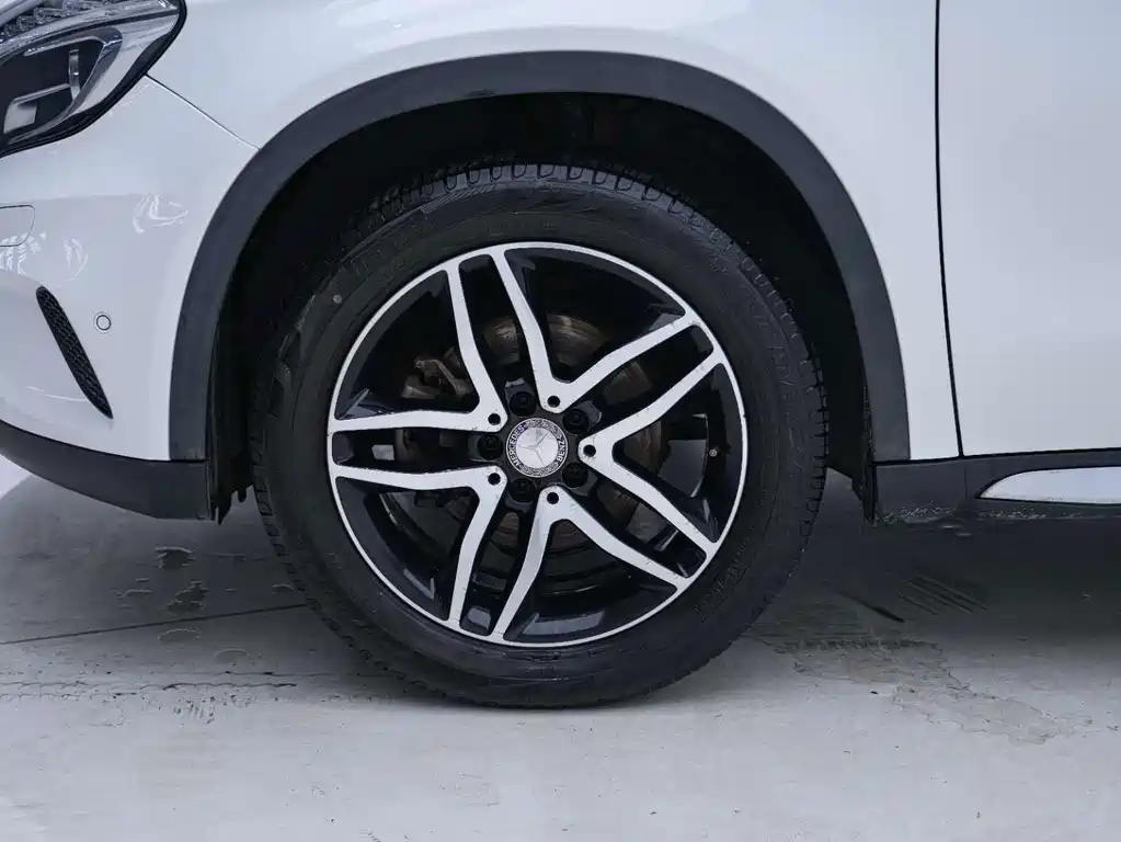 Mercedes-Benz GLA 2015 — фото 10