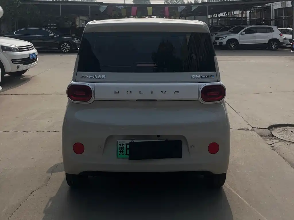 Wuling Hongguang MINIEV 2025