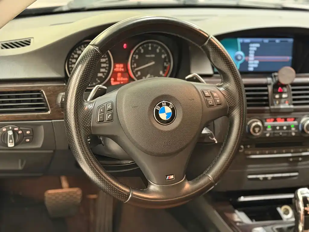 BMW 3 Series 2011